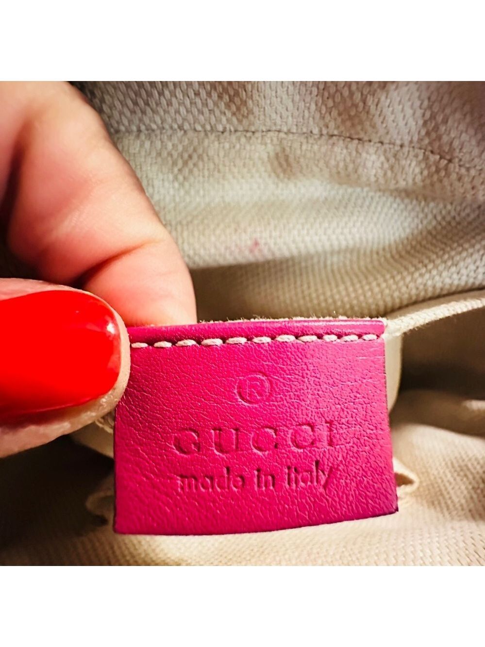 Gucci SOHO Patent Leather CRANBERRY/Red Crossbody Bag - Picture 8 of 13